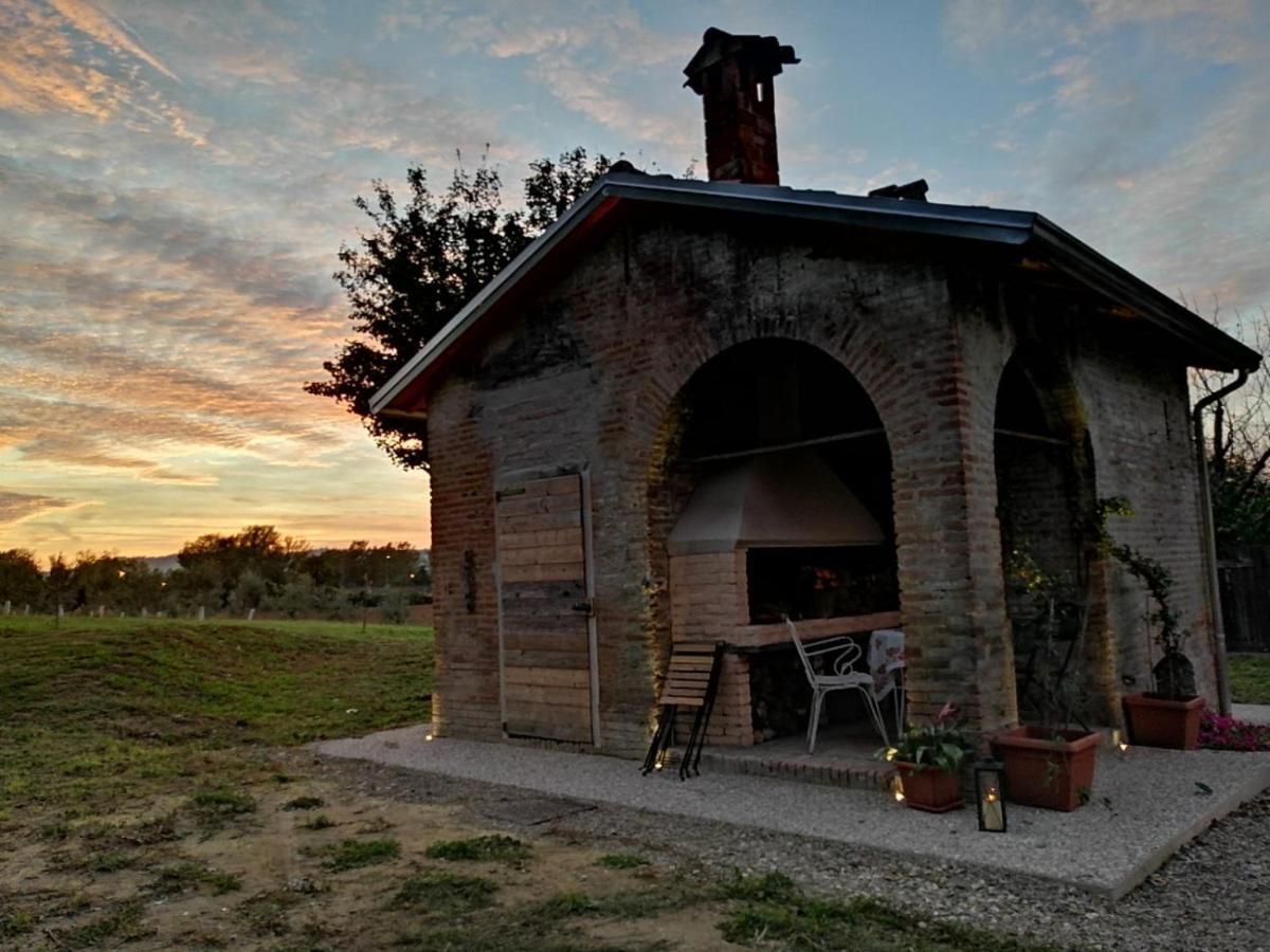 Agriturismo "La Fondazza" Имола Экстерьер фото